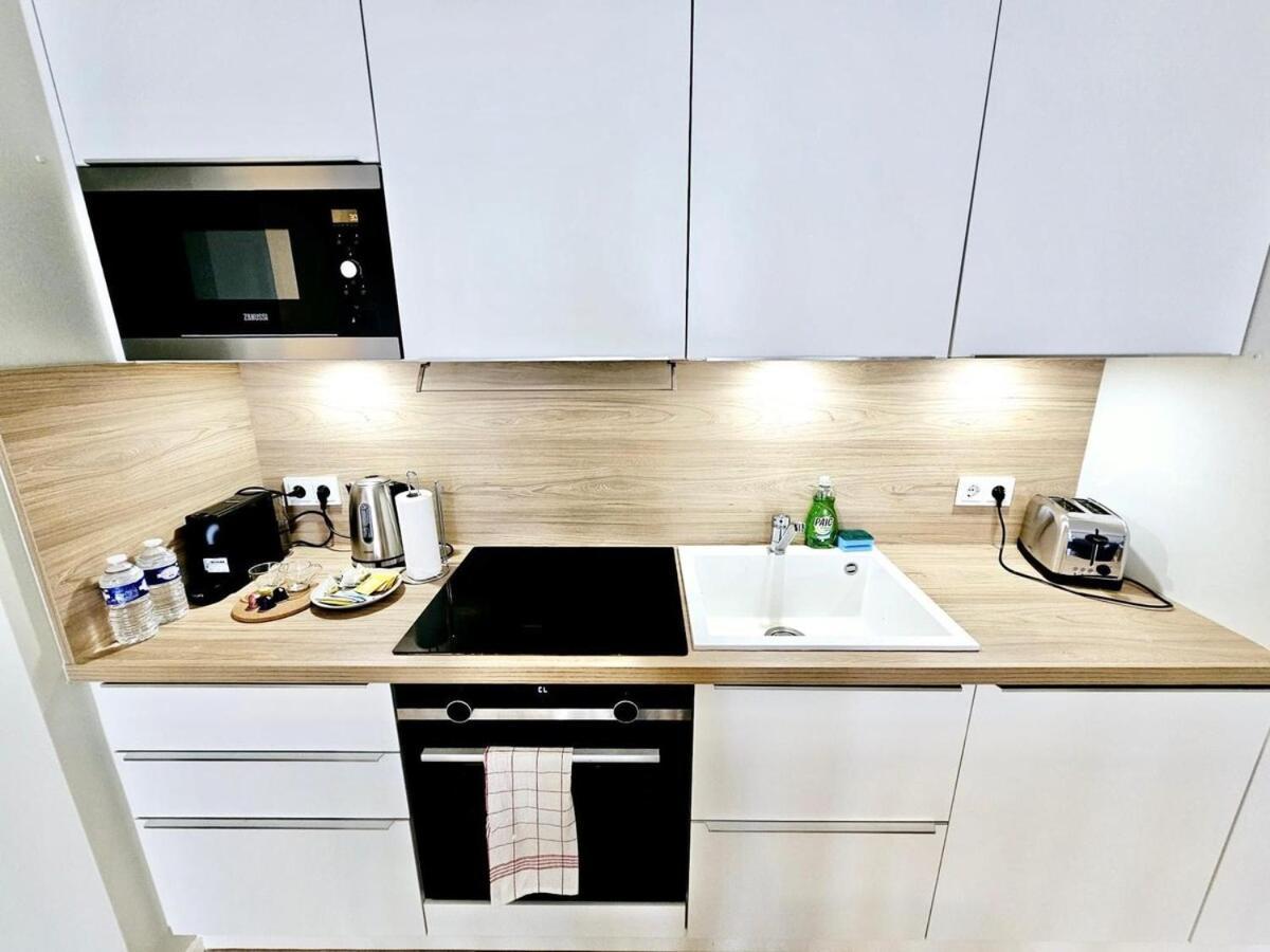 Apartment Cozy One Bedroom Flat With Convenient Parking-cd8